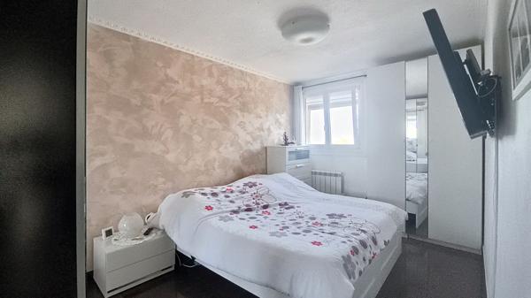 FRÉJUS APPARTEMENT T3 DERNIER ÉTAGE avec ASCENSEUR