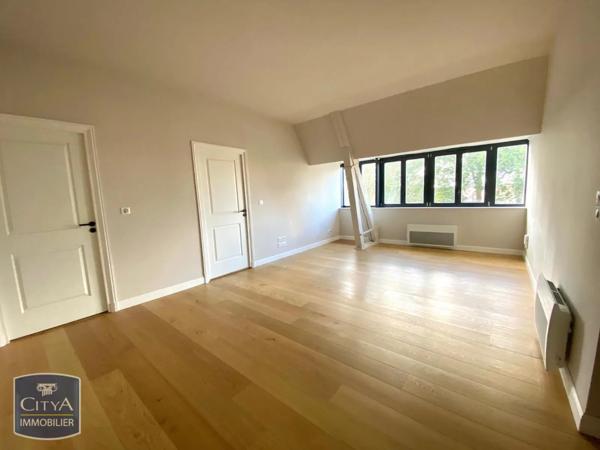 Appartement à louer 2 pièces 51.11m² Tourcoing (59200)