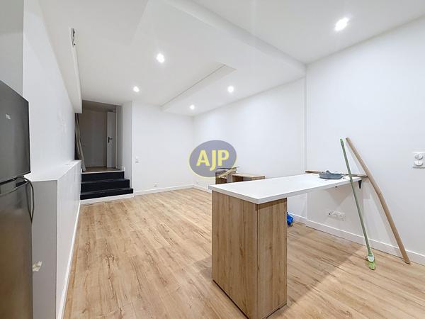 Saint Jean De Luz : 1 650 € - AJP Mateille Immobilier Biarritz
