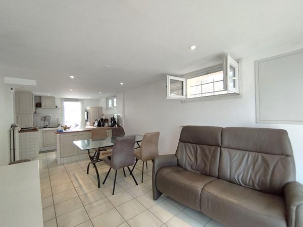 Maison Tours proche commodité, fil bleu, gare TGV, commerces, écoles, tram