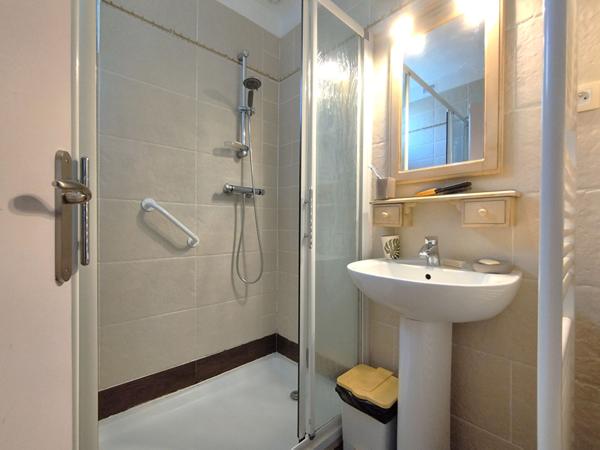 Maison Tours proche commodité, fil bleu, gare TGV, commerces, écoles, tram