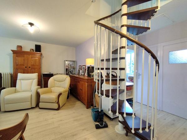 Maison Tours proche commodité, fil bleu, gare TGV, commerces, écoles, tram