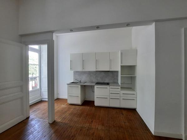 Location appartement Nantes : 1 485 € - AJP Immobilier Nantes Jouzel