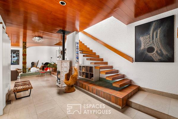 Maison brutaliste avec piscine et vue incroyable