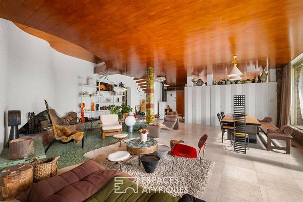 Maison brutaliste avec piscine et vue incroyable