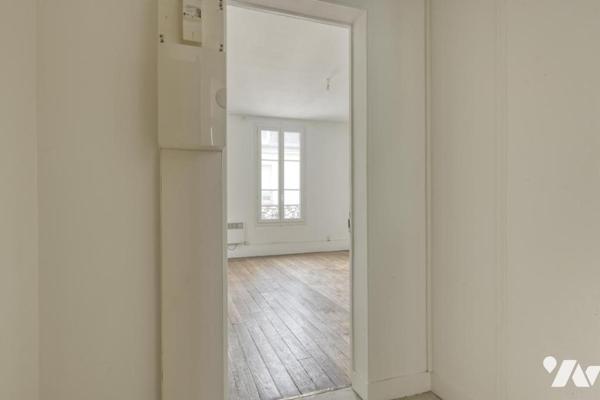 Notaire vend T2 - 75015- 40.07 m²