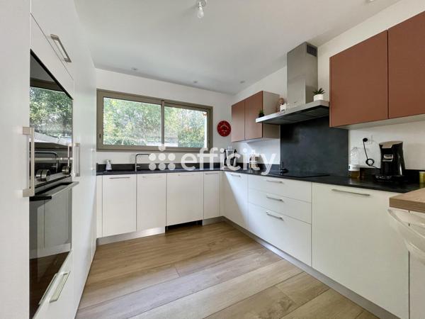 Maison 6 pièces - 140 m² Exclusivité efficity