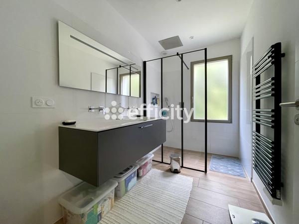 Maison 6 pièces - 140 m² Exclusivité efficity