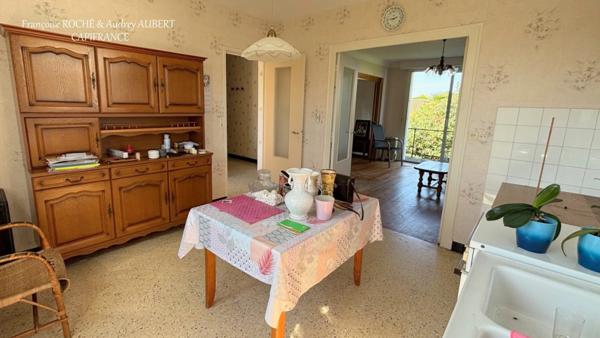 Maison à rénover - 6 pièces - 84 m² avec garage et jardin à SAINTES (17)