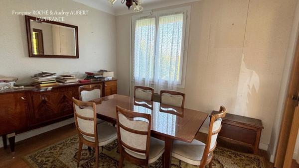 Maison à rénover - 6 pièces - 84 m² avec garage et jardin à SAINTES (17)