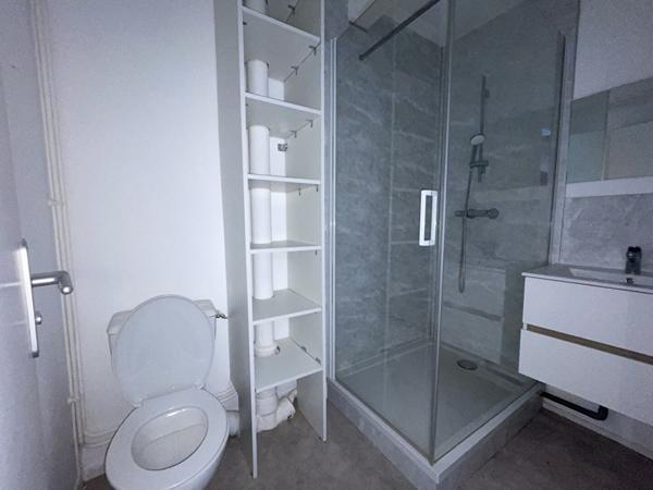 À louer / Studio 22 m² avec balcon, proche gare centre de Reims