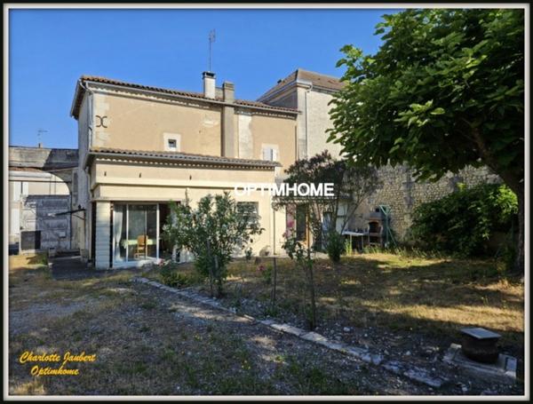 Maison à vendre 6 pièces BARBEZIEUX SAINT HILAIRE (16)