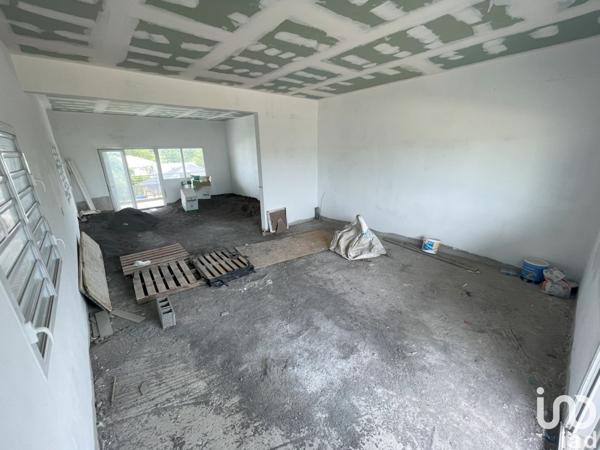 Location boutique/local commercial 204 m² Morne-à-l'Eau