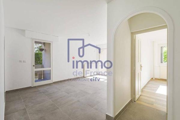 Appartement 2 pièces                                        - 38130 Échirolles Réf : VA6202-IMMODEFRANCE69