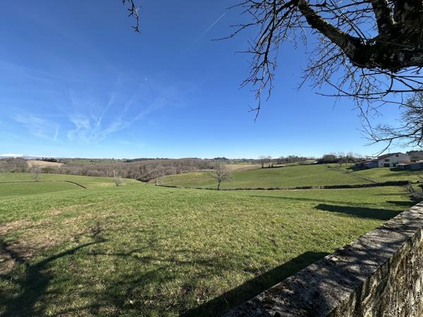 maison avec dépôt et local commercial 110 000 €