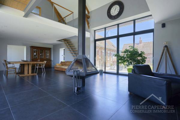 Nieppe (59850) Ferme au carré rénovée à 20 minutes de Lille