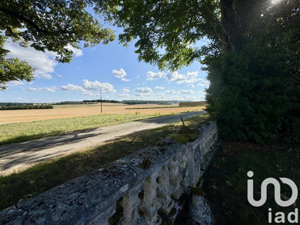 Maison à vendre 24 pièces 880 m² La Couronne