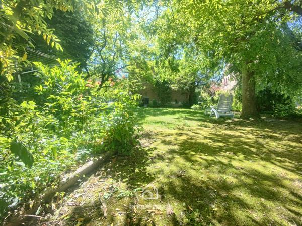 Plain pied individuel sous-sol complet sur plus de 900m² !!