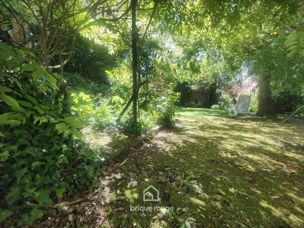Plain pied individuel sous-sol complet sur plus de 900m² !!