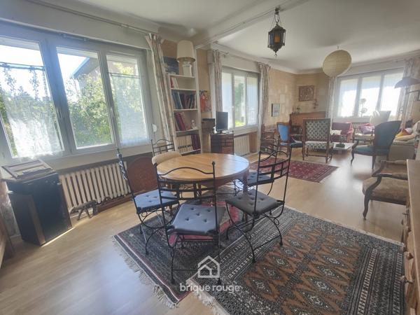 Plain pied individuel sous-sol complet sur plus de 900m² !!