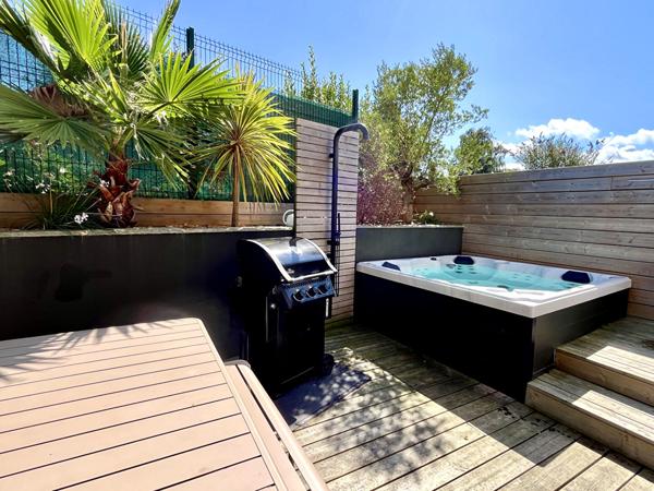 Maison en Pierres Saint Coulomb proche plages