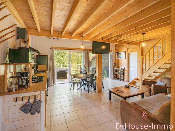 Commerce à vendre 19 pièces de 480 m²