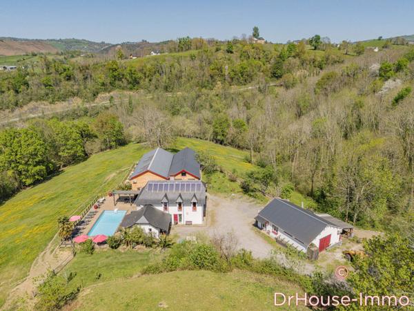 Commerce à vendre 19 pièces de 480 m²
