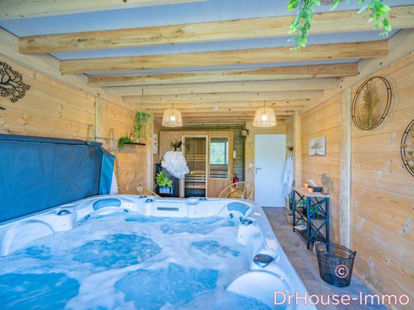 Commerce à vendre 19 pièces de 480 m²