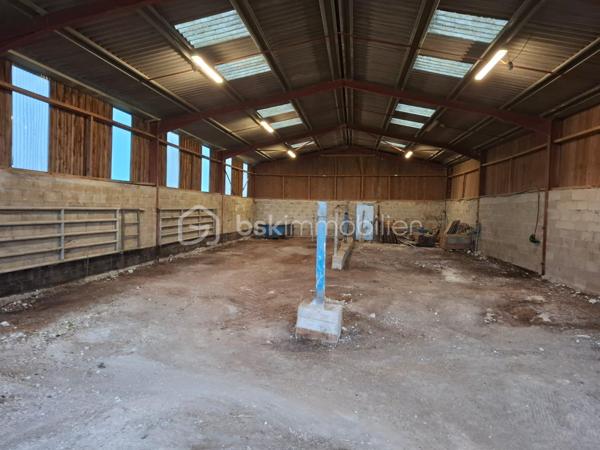 Propriete equestre de 2 112 m²