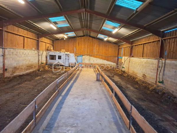 Propriete equestre de 2 112 m²
