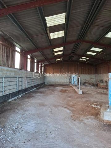 Propriete equestre de 2 112 m²