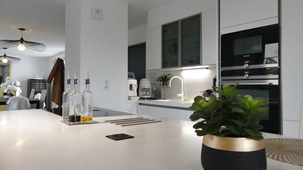 Appartement 7 pièce(s) 4 chambre(s) 195 m²