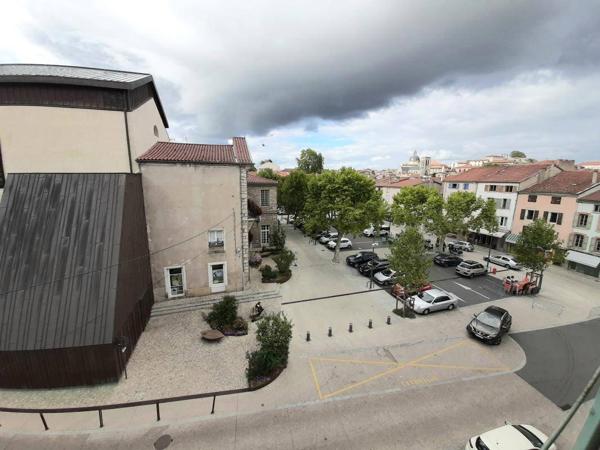 Appartement 2 pièces                                        - 42600 Montbrison Réf : 12806