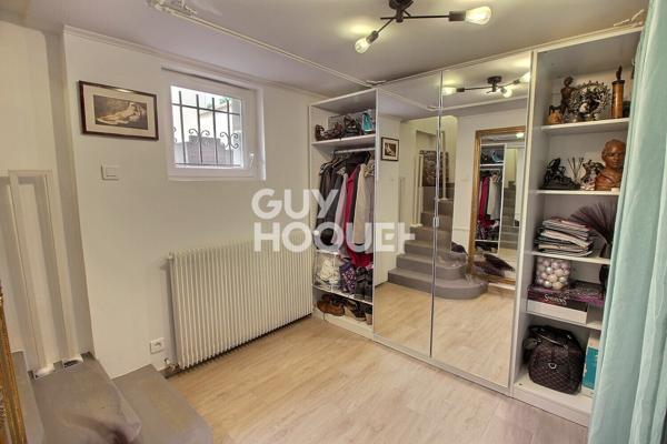 MAISON À LOUER DE 7 PIÈCES DE 127,70 M²