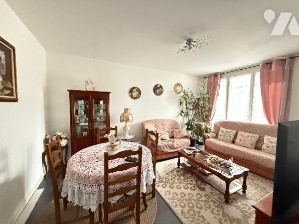 SAINT-ÉTIENNE BERGSON – T3 67,82 m² + BALCON + CAVE – 7ᵉ ÉTAGE AVEC ASCENSEUR