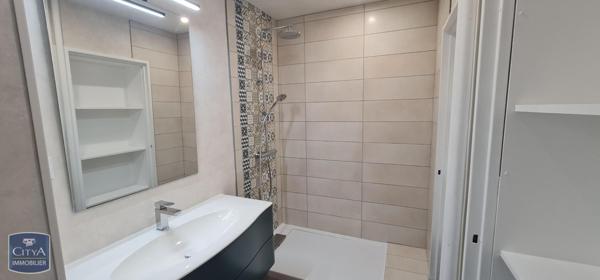 Appartement à louer 4 pièces 78m²