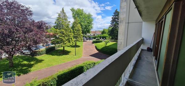 Appartement à louer 4 pièces 78m²