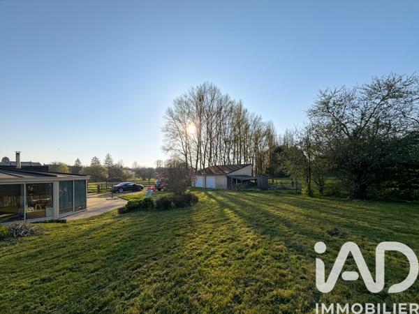 Maison à vendre 5 pièces 107 m² Saint-Ouën-des-Toits