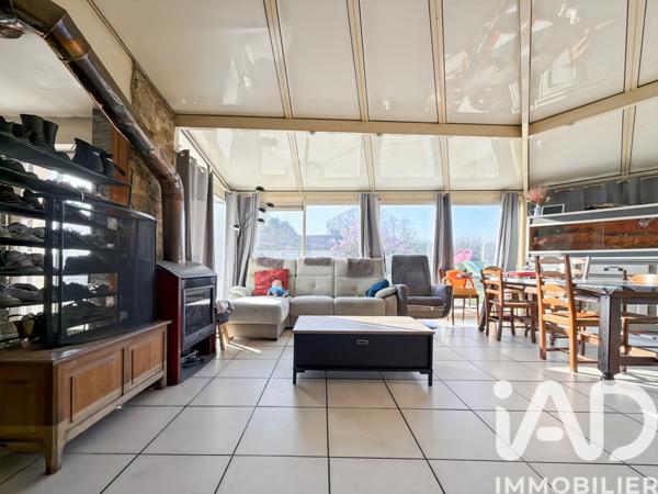 Maison à vendre 5 pièces 107 m² Saint-Ouën-des-Toits