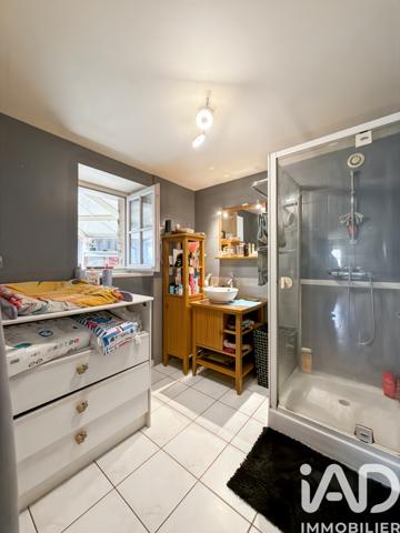 Maison à vendre 5 pièces 107 m² Saint-Ouën-des-Toits