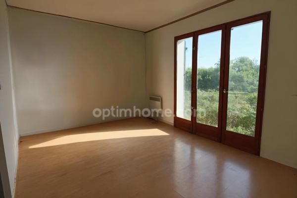 Studio avec jardin privatif et parking (77230 – Moussy-le-Vieux)