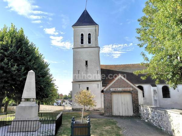 Studio avec jardin privatif et parking (77230 – Moussy-le-Vieux)