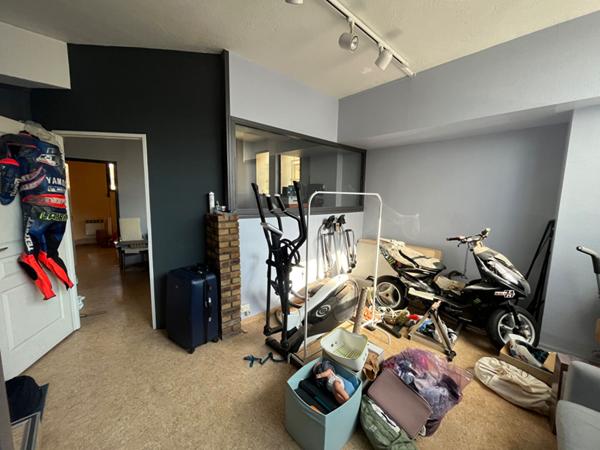 Murs commerciaux à Rouen Rive droite de 180m2