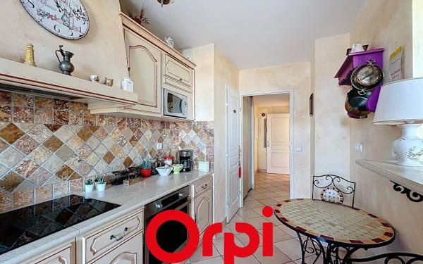 Appartement à vendre    3 pièces •  Six-Fours-les-Plages