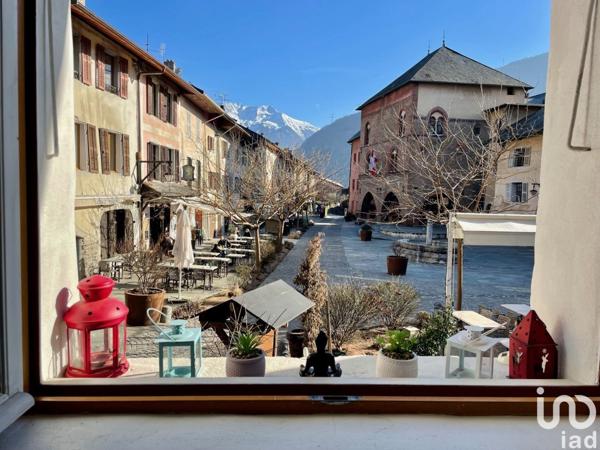 Appartement 2 pièces de 67 m² à Albertville (73200)