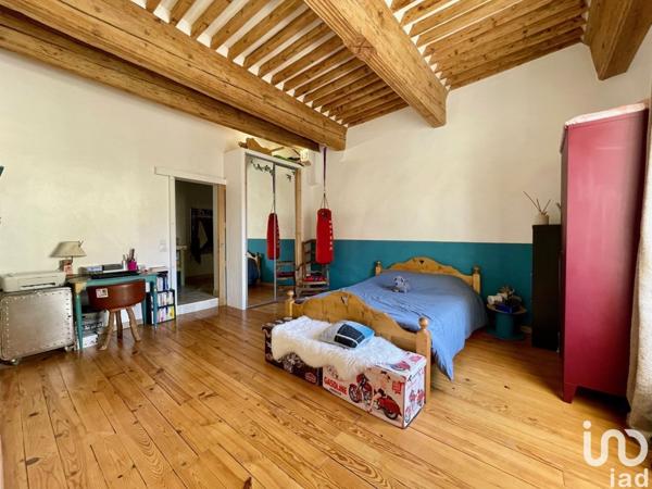 Appartement 2 pièces de 67 m² à Albertville (73200)