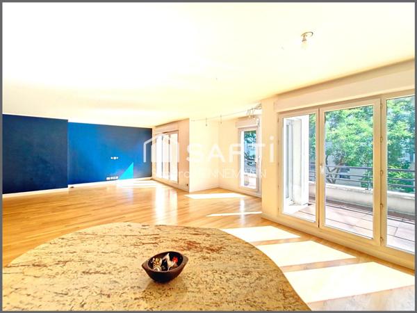 APPARTEMENT FAMILIAL avec TERRASSE et DOUBLE BOX