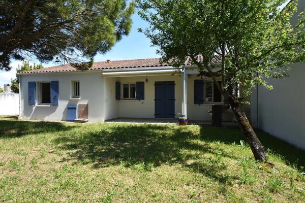 Charente-Maritime, 17, Ile d'Oléron, Maison à vendre 5 pièces LA BREE LES BAINS (17), Terrain 460 m²