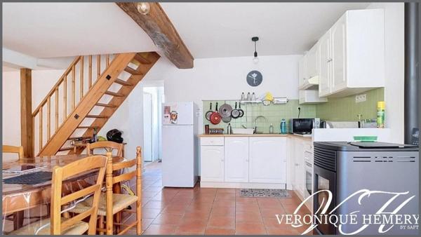 Maison de village 2 chambres avec jardin et dépendances