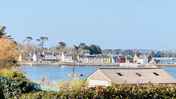 CROZON : Contemporaine d'Exception avec Vue Mer Dégagée sur le Port du Fret